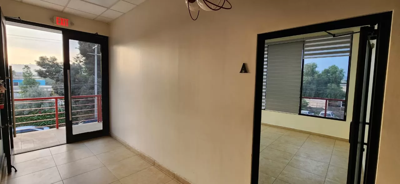 Renta de Oficina en 2do pi